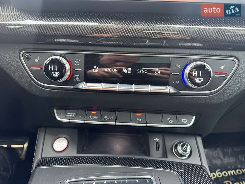 Позашляховик / Кросовер Audi SQ5 2019 в Тернополі