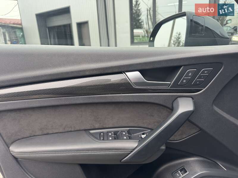 Позашляховик / Кросовер Audi SQ5 2019 в Тернополі