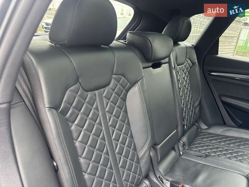 Позашляховик / Кросовер Audi SQ5 2019 в Тернополі