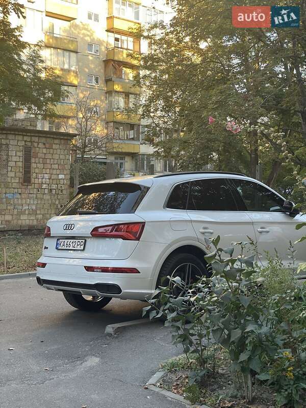 Внедорожник / Кроссовер Audi SQ5 2018 в Киеве фото 13 Внедорожник / Кроссовер Audi SQ5 2018 в Киеве