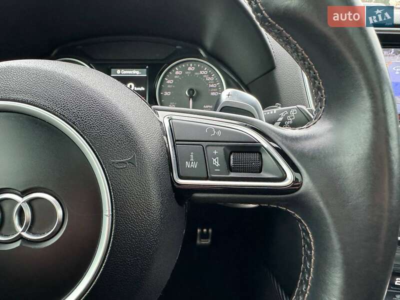 Позашляховик / Кросовер Audi SQ5 2015 в Києві