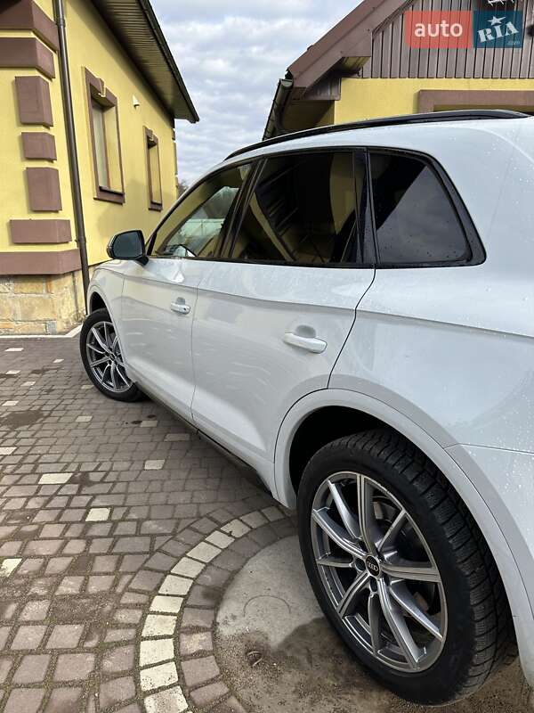 Внедорожник / Кроссовер Audi SQ5 2021 в Коломые фото 6 Внедорожник / Кроссовер Audi SQ5 2021 в Коломые