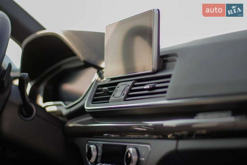 Позашляховик / Кросовер Audi SQ5 2019 в Львові