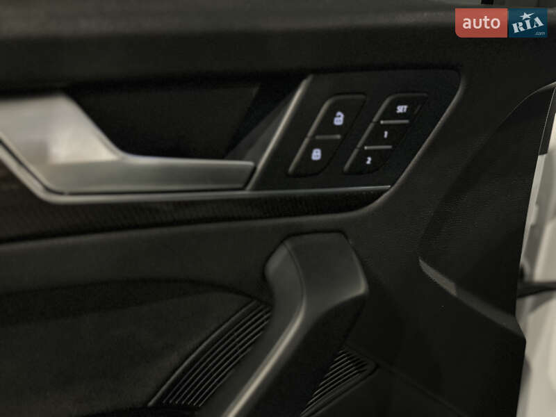 Позашляховик / Кросовер Audi SQ5 2021 в Одесі
