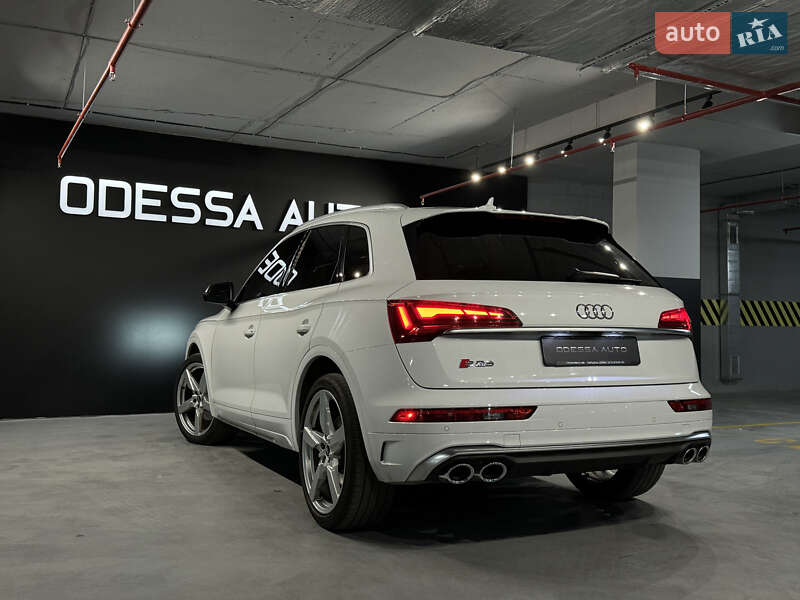 Позашляховик / Кросовер Audi SQ5 2021 в Одесі