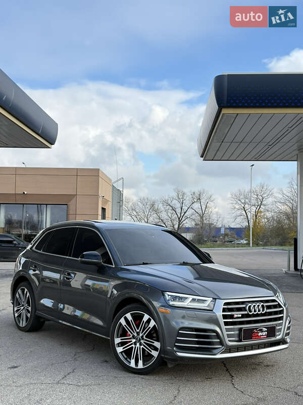 Внедорожник / Кроссовер Audi SQ5 2018 в Днепре фото 6 Внедорожник / Кроссовер Audi SQ5 2018 в Днепре