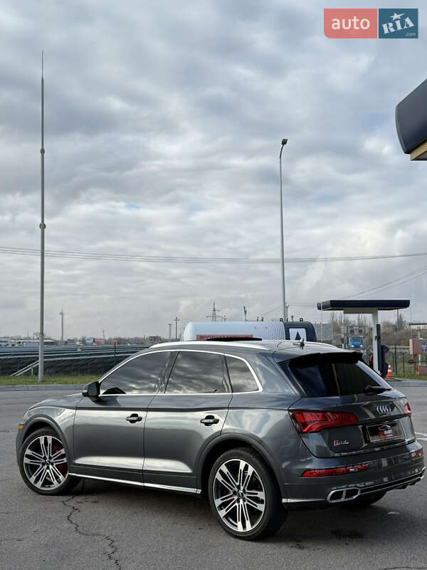 Внедорожник / Кроссовер Audi SQ5 2018 в Днепре фото 9 Внедорожник / Кроссовер Audi SQ5 2018 в Днепре
