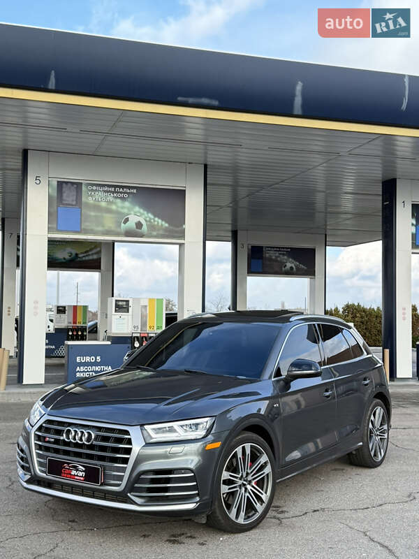 Внедорожник / Кроссовер Audi SQ5 2018 в Днепре фото 15 Внедорожник / Кроссовер Audi SQ5 2018 в Днепре