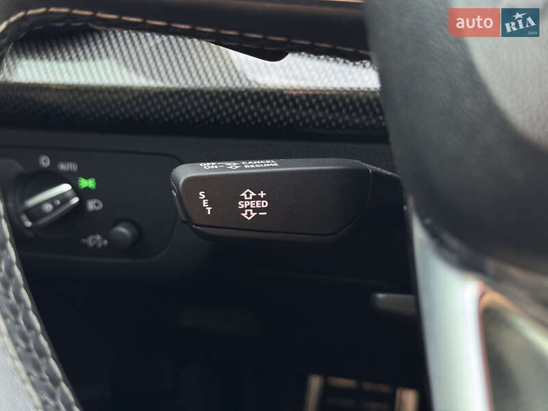 Позашляховик / Кросовер Audi SQ5 2018 в Києві фото 25 Позашляховик / Кросовер Audi SQ5 2018 в Києві