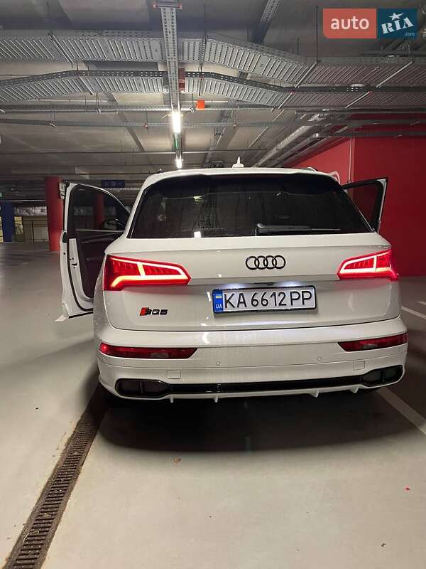 Внедорожник / Кроссовер Audi SQ5 2018 в Киеве фото 7 Внедорожник / Кроссовер Audi SQ5 2018 в Киеве