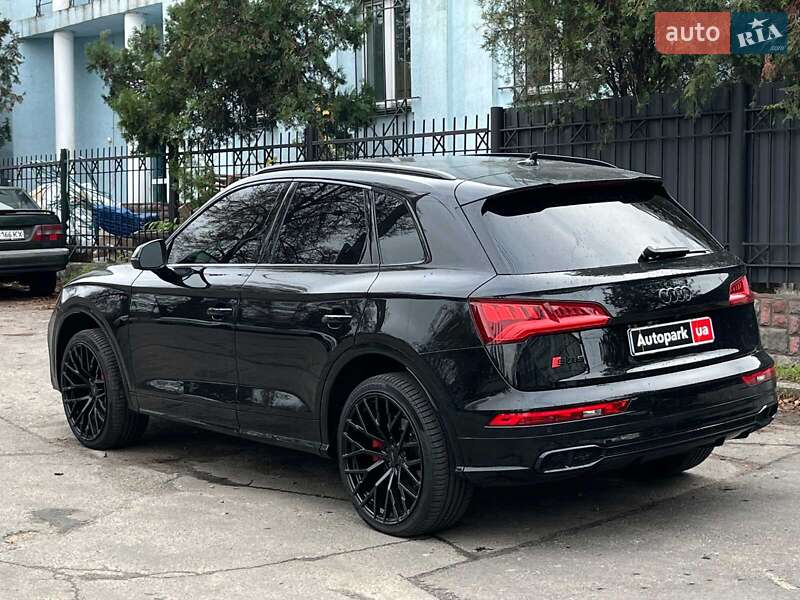 Позашляховик / Кросовер Audi SQ5 2018 в Києві фото 8 Позашляховик / Кросовер Audi SQ5 2018 в Києві