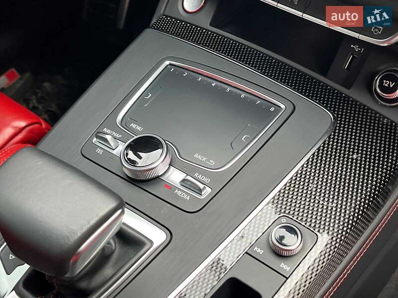 Позашляховик / Кросовер Audi SQ5 2018 в Києві фото 19 Позашляховик / Кросовер Audi SQ5 2018 в Києві