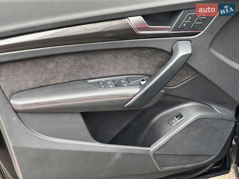 Позашляховик / Кросовер Audi SQ5 2018 в Києві фото 32 Позашляховик / Кросовер Audi SQ5 2018 в Києві