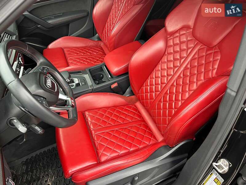 Позашляховик / Кросовер Audi SQ5 2018 в Києві фото 42 Позашляховик / Кросовер Audi SQ5 2018 в Києві