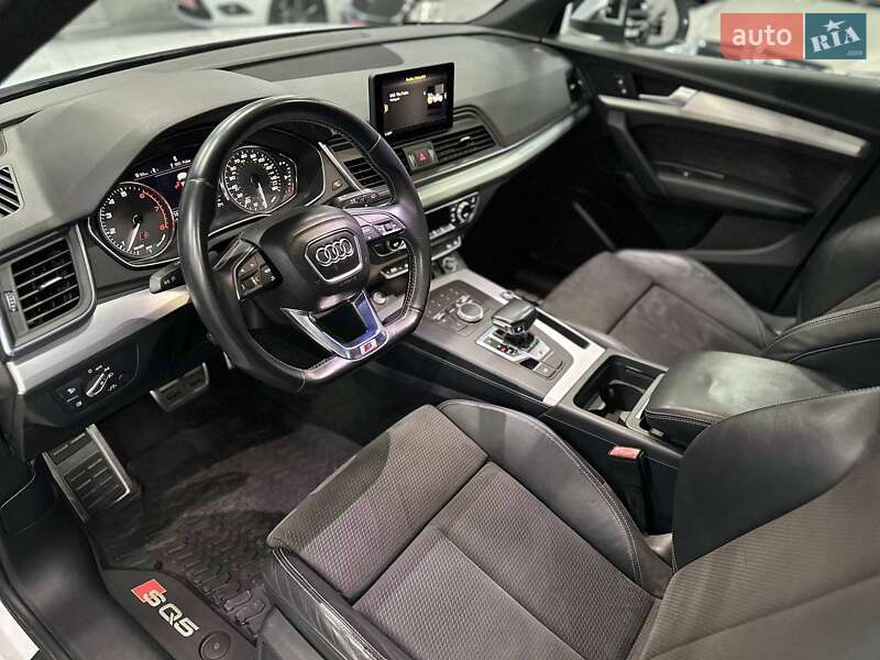 Внедорожник / Кроссовер Audi SQ5 2018 в Каменском