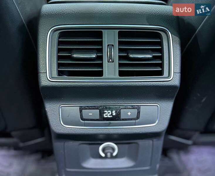 Внедорожник / Кроссовер Audi SQ5 2018 в Каменском