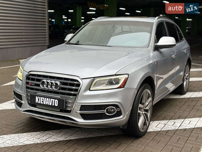 Внедорожник / Кроссовер Audi SQ5 2014 в Киеве
