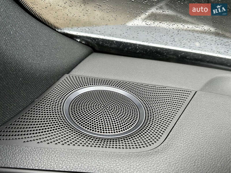 Внедорожник / Кроссовер Audi SQ5 2014 в Киеве