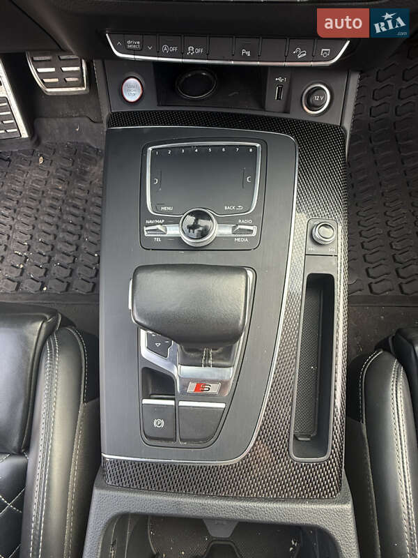 Внедорожник / Кроссовер Audi SQ5 2018 в Одессе