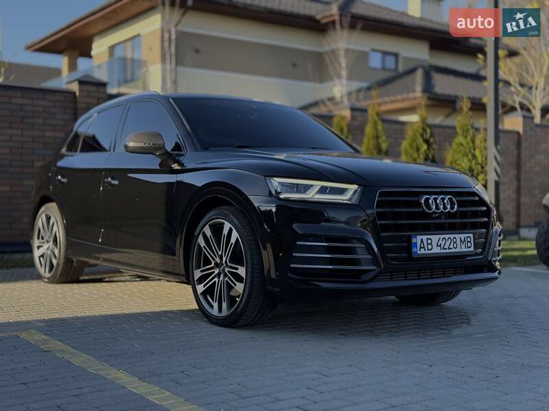 Позашляховик / Кросовер Audi SQ5 2018 в Вінниці