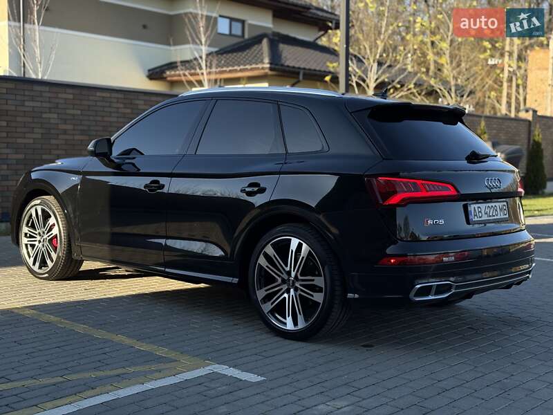 Позашляховик / Кросовер Audi SQ5 2018 в Вінниці