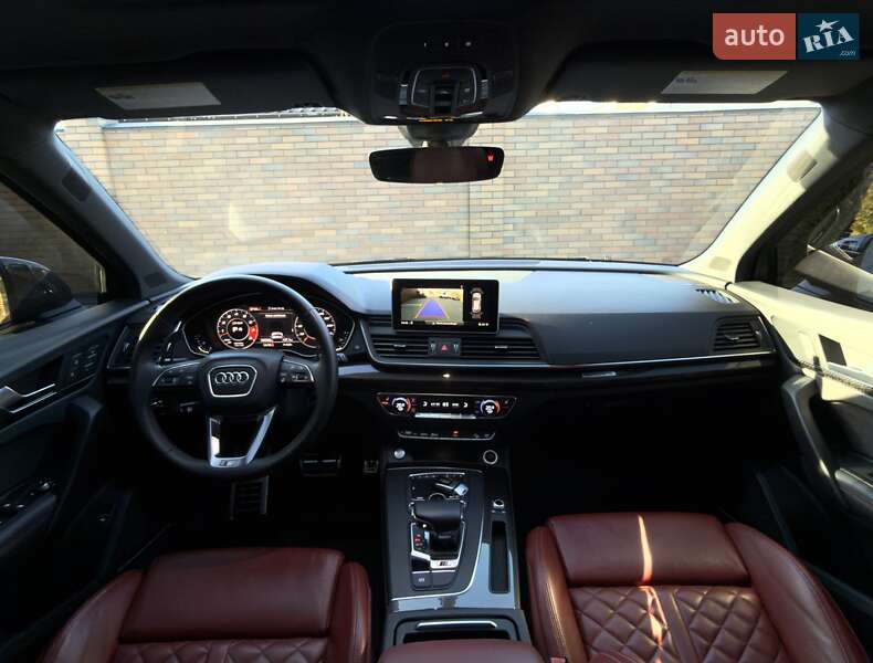Позашляховик / Кросовер Audi SQ5 2018 в Вінниці