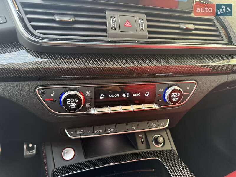 Позашляховик / Кросовер Audi SQ5 2023 в Полтаві