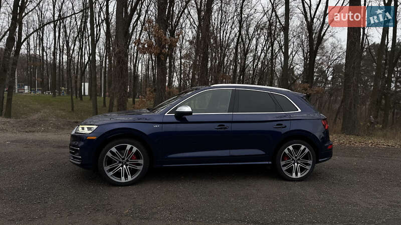 Внедорожник / Кроссовер Audi SQ5 2017 в Киеве фото 3 Внедорожник / Кроссовер Audi SQ5 2017 в Киеве