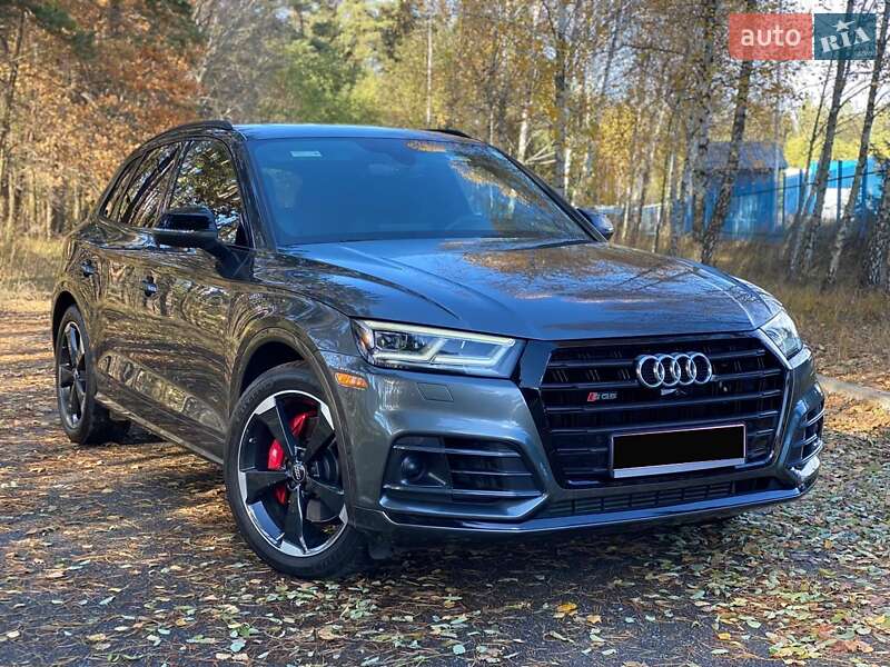 Внедорожник / Кроссовер Audi SQ5 2019 в Киеве