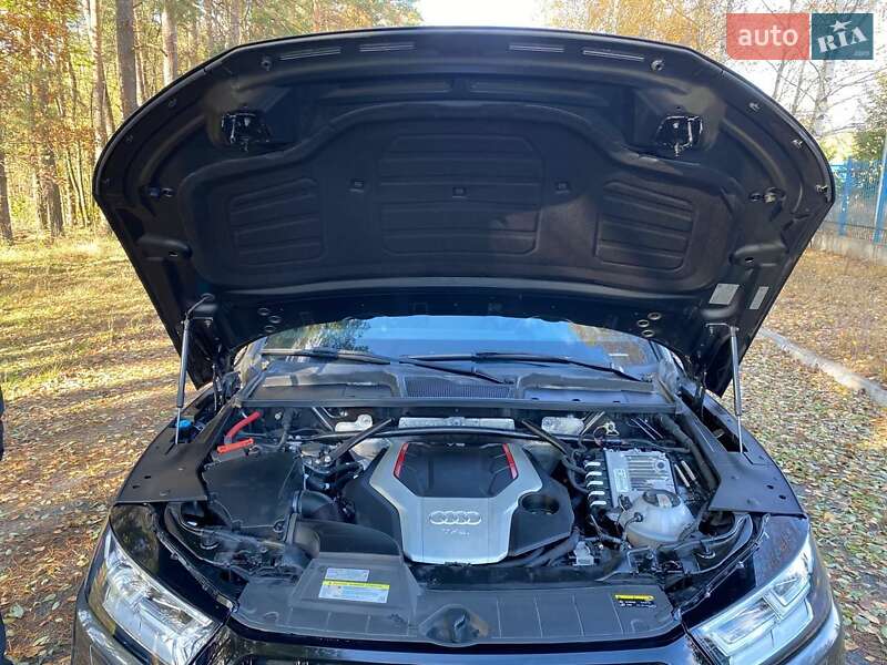 Внедорожник / Кроссовер Audi SQ5 2019 в Киеве