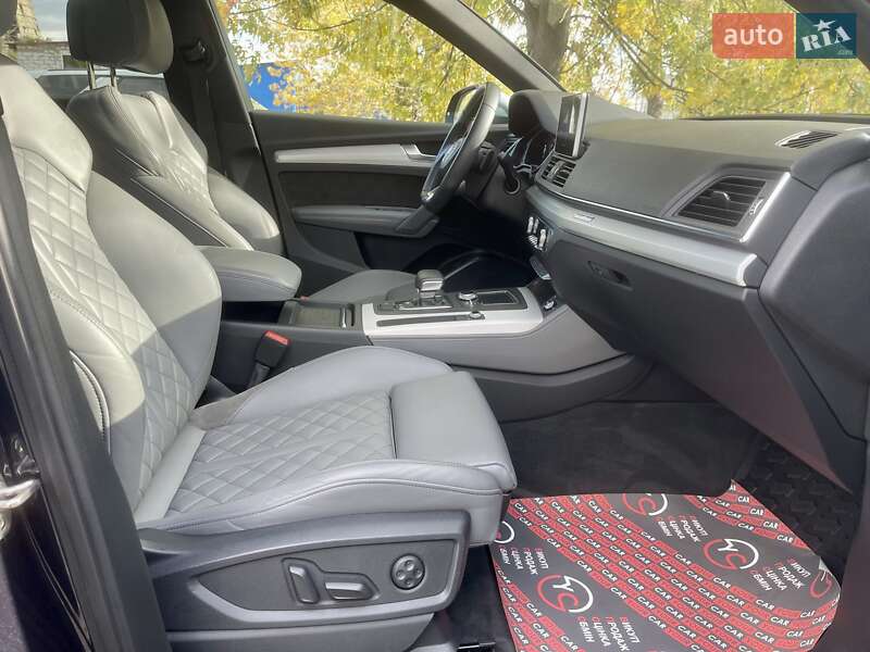 Внедорожник / Кроссовер Audi SQ5 2019 в Киеве фото 37 Внедорожник / Кроссовер Audi SQ5 2019 в Киеве