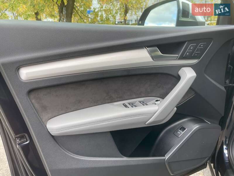 Внедорожник / Кроссовер Audi SQ5 2019 в Киеве фото 51 Внедорожник / Кроссовер Audi SQ5 2019 в Киеве