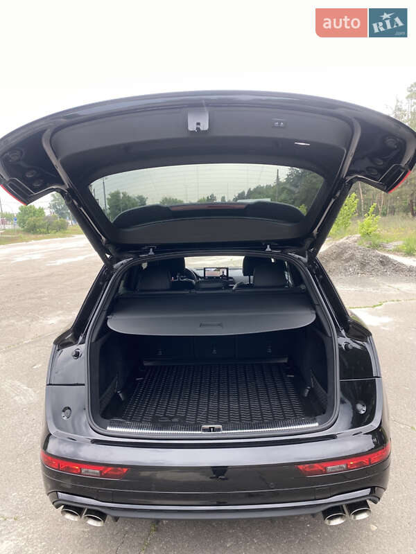 Позашляховик / Кросовер Audi SQ5 2023 в Києві