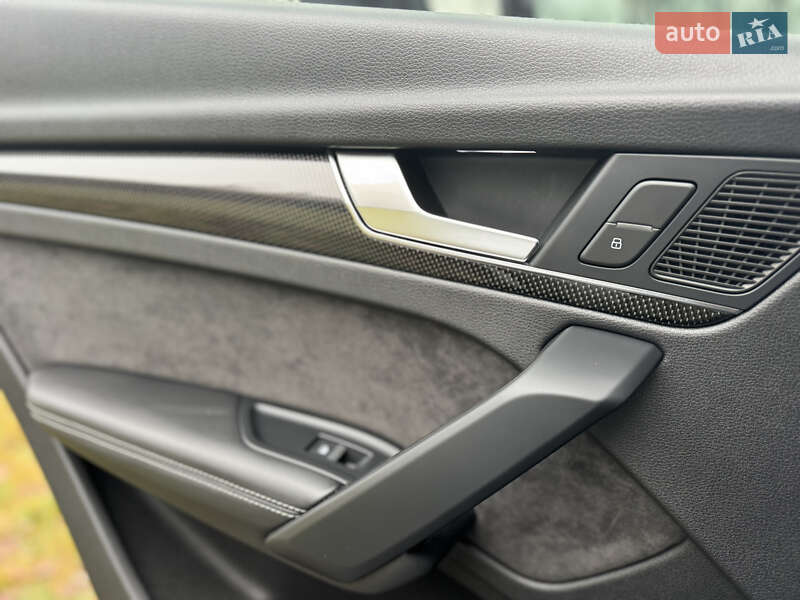 Внедорожник / Кроссовер Audi SQ5 2018 в Львове