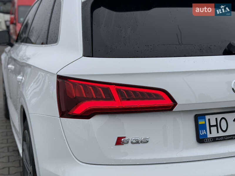 Позашляховик / Кросовер Audi SQ5 2017 в Тернополі