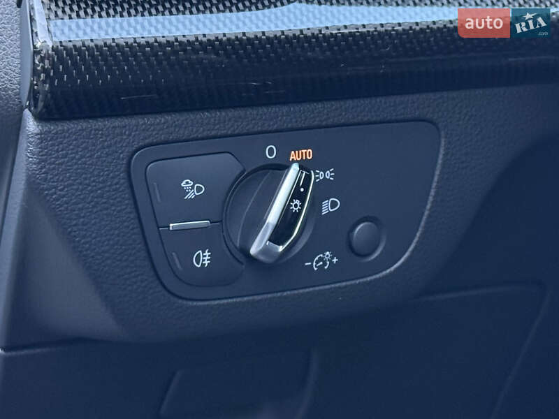 Позашляховик / Кросовер Audi SQ5 2017 в Тернополі