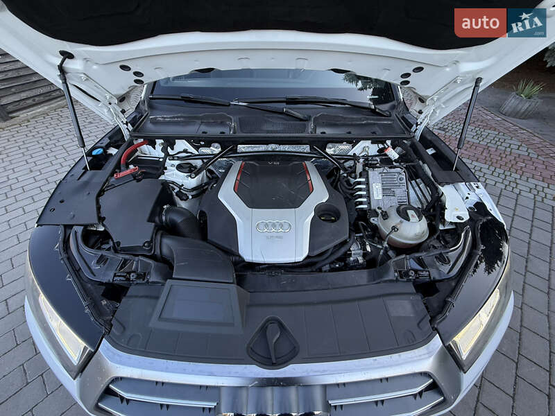 Позашляховик / Кросовер Audi SQ5 2017 в Тернополі