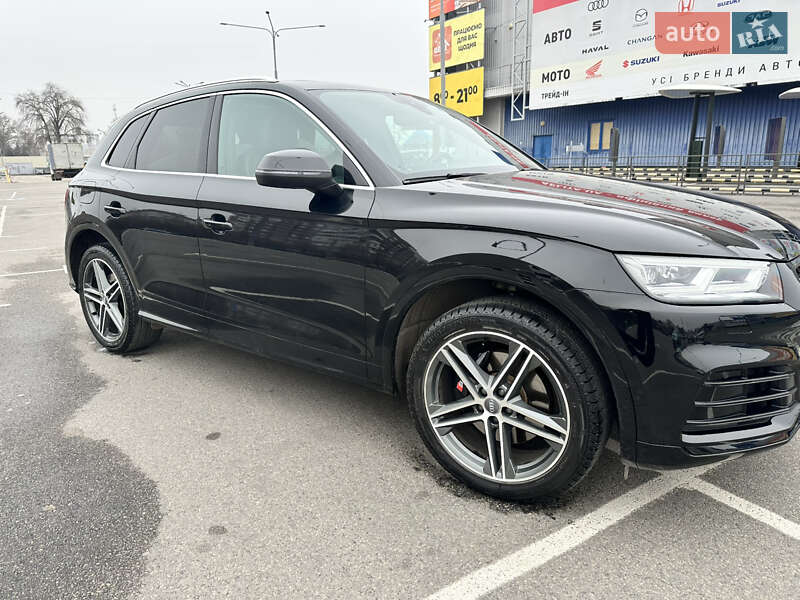 Внедорожник / Кроссовер Audi SQ5 2018 в Днепре фото 4 Внедорожник / Кроссовер Audi SQ5 2018 в Днепре