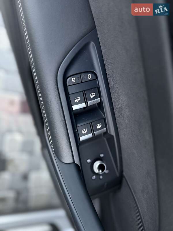 Внедорожник / Кроссовер Audi SQ5 2022 в Львове фото 39 Внедорожник / Кроссовер Audi SQ5 2022 в Львове