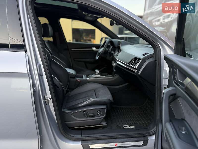 Внедорожник / Кроссовер Audi SQ5 2022 в Львове фото 72 Внедорожник / Кроссовер Audi SQ5 2022 в Львове