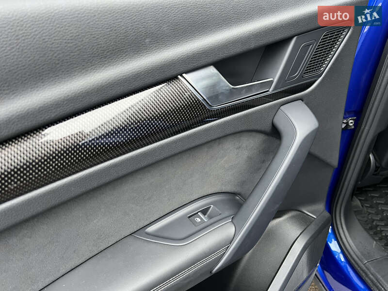 Внедорожник / Кроссовер Audi SQ5 2021 в Киеве