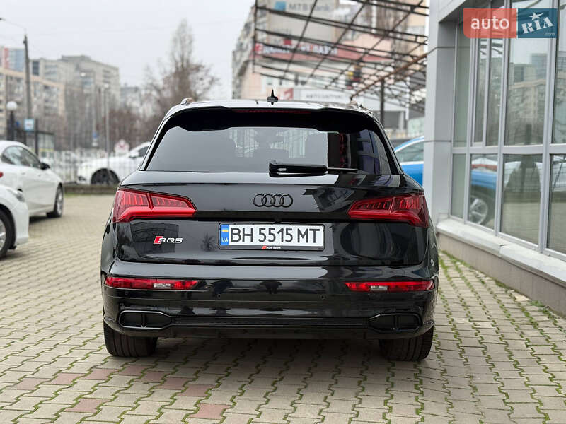 Внедорожник / Кроссовер Audi SQ5 2017 в Измаиле