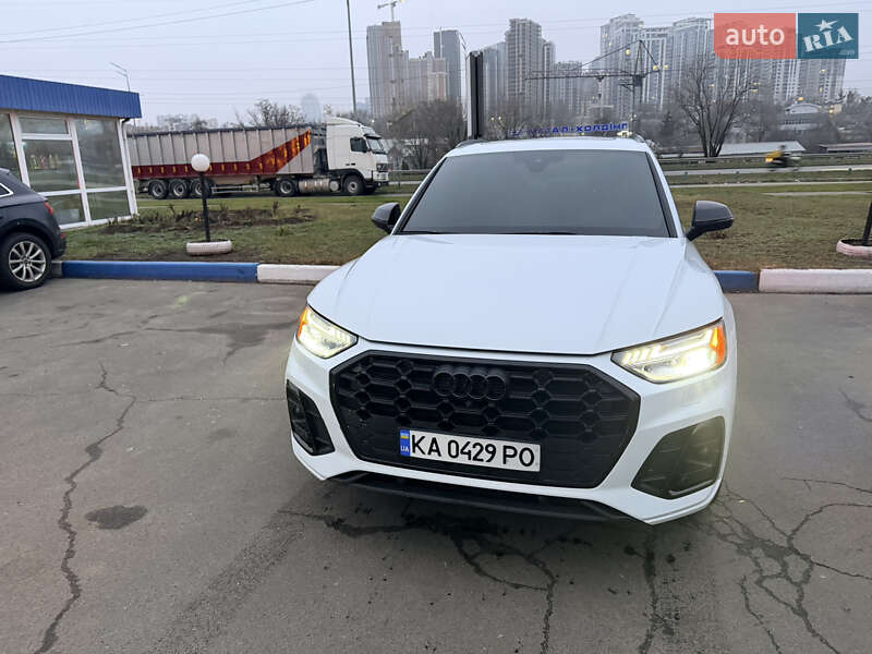 Audi SQ5 2022