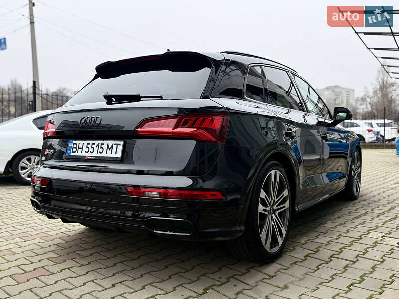 Внедорожник / Кроссовер Audi SQ5 2017 в Измаиле