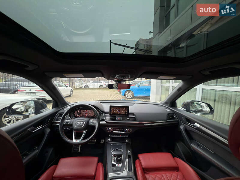 Внедорожник / Кроссовер Audi SQ5 2017 в Измаиле