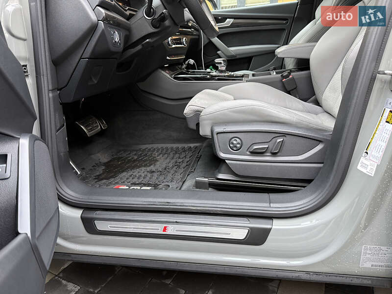 Внедорожник / Кроссовер Audi SQ5 2022 в Нововолынске фото 14 Внедорожник / Кроссовер Audi SQ5 2022 в Нововолынске