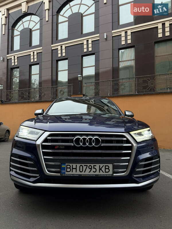 Позашляховик / Кросовер Audi SQ5 2018 в Одесі