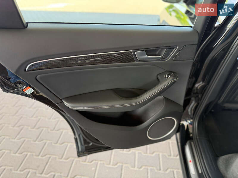 Внедорожник / Кроссовер Audi SQ5 2015 в Киеве фото 26 Внедорожник / Кроссовер Audi SQ5 2015 в Киеве