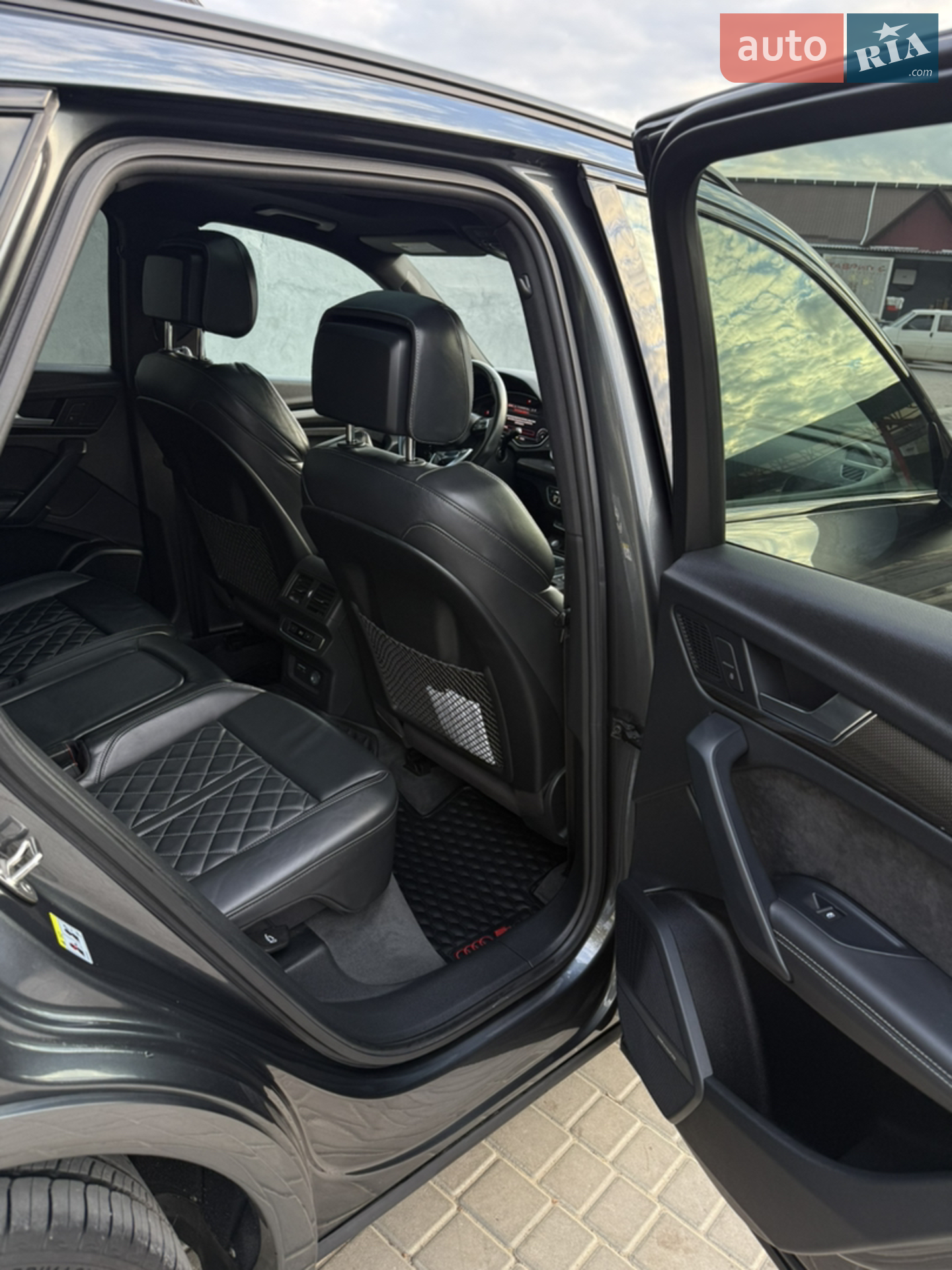 2020 Audi SQ5 - мініатюра 12