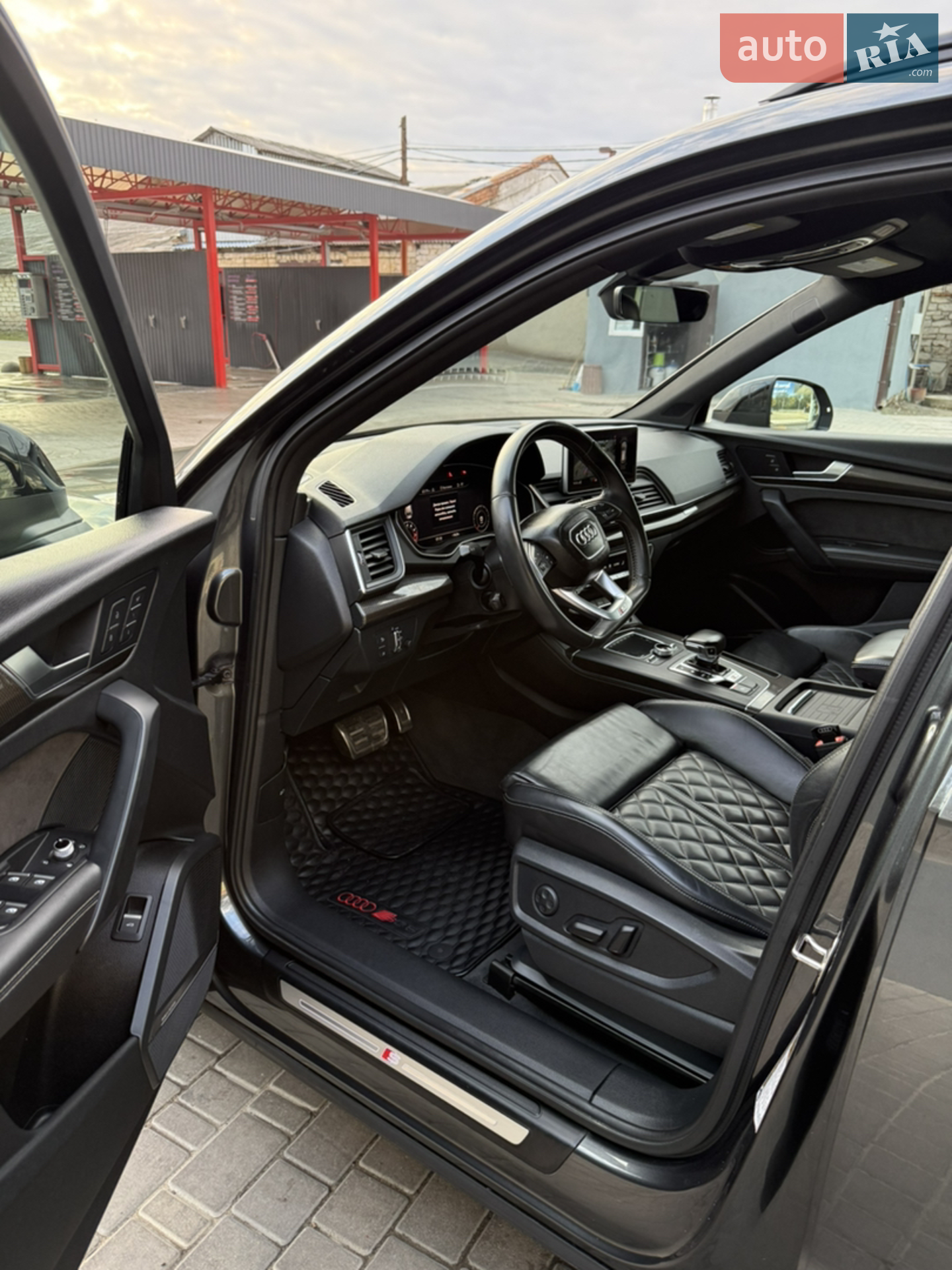 2020 Audi SQ5 - мініатюра 10